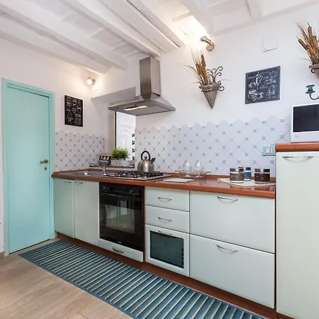 Apartment Boutique Domus Navona Librari Balcony