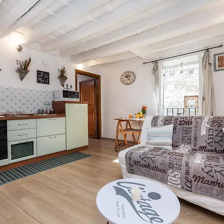 Boutique Domus Navona Librari Balcony Apartment