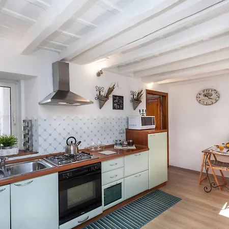 Apartment Boutique Domus Navona Librari Balcony Rome