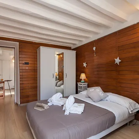 Boutique Domus Navona Librari Balcony Apartment