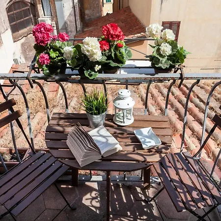 Boutique Domus Navona Librari Balcony Apartment *