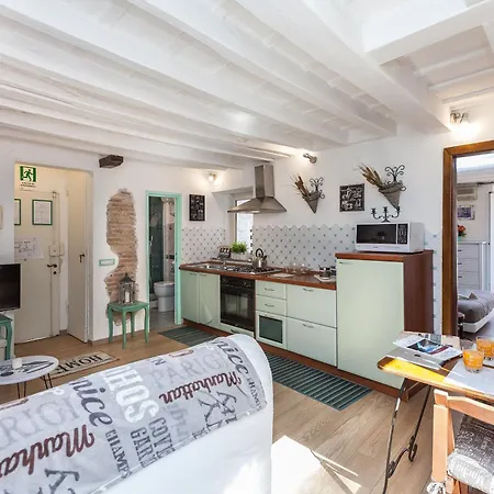 Boutique Domus Navona Librari Balcony Apartment Rome