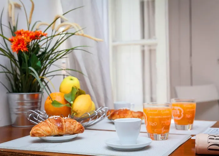 Boutique Domus Navona Librari Balcony 로마